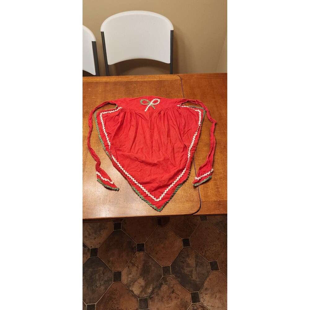 Vintage Holiday Apron Unique Diamond Like Shape with Rock Rack read See